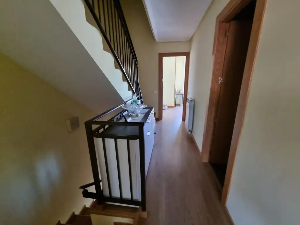 Detached homes for sale in Alesanco, La Rioja