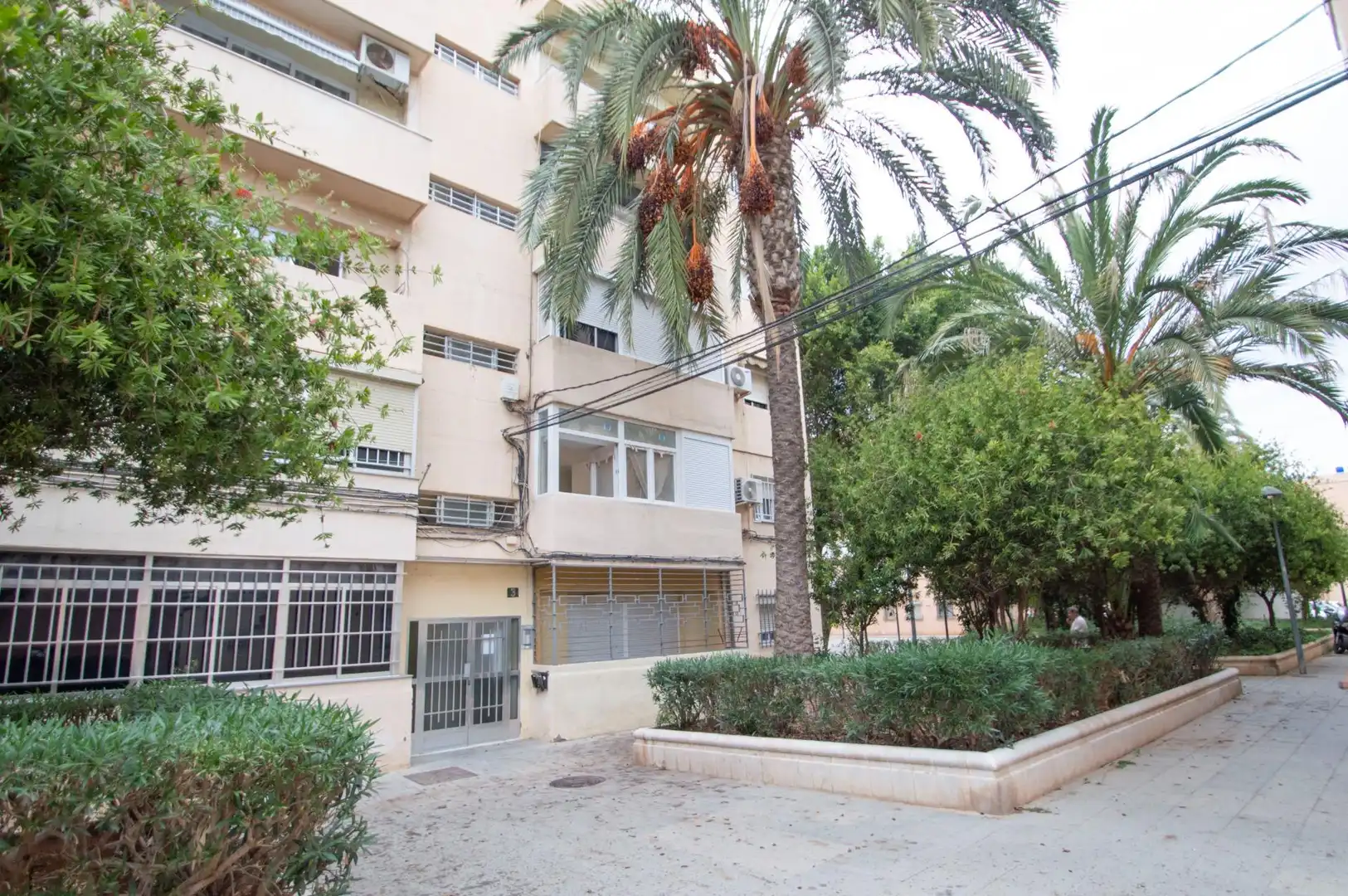 Vista exterior de Pis de lloguer en Almería amb Aire condicionat, Calefacció i Moblat