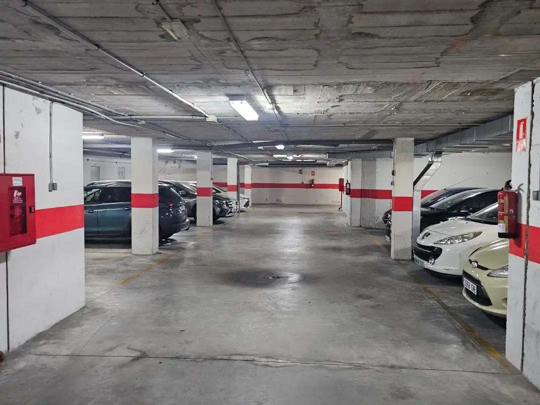 Parking of Garage for rent in El Campello