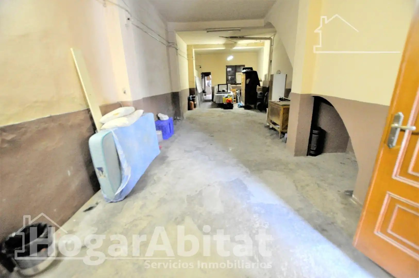 Casa o chalet en venta en La Pobla de Vallbona con Terraza y Trastero
