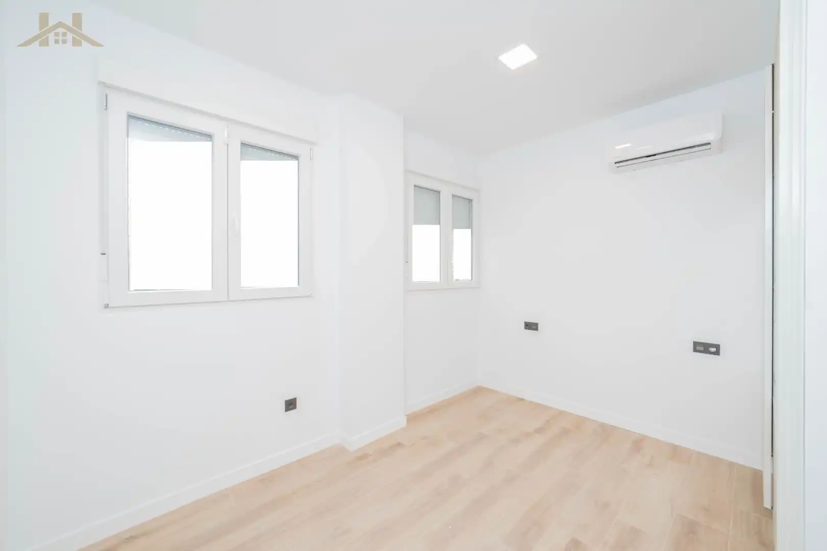 Habitación de Piso en venta en Móstoles con Aire acondicionado y Calefacción
