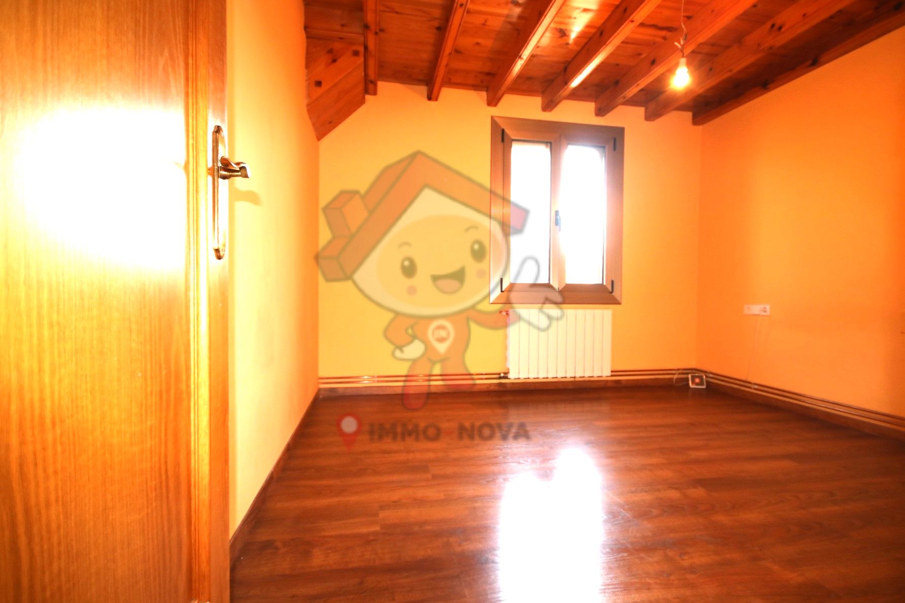 Flat for sale in Mataró  with Air Conditioner, Heating and Parquet flooring