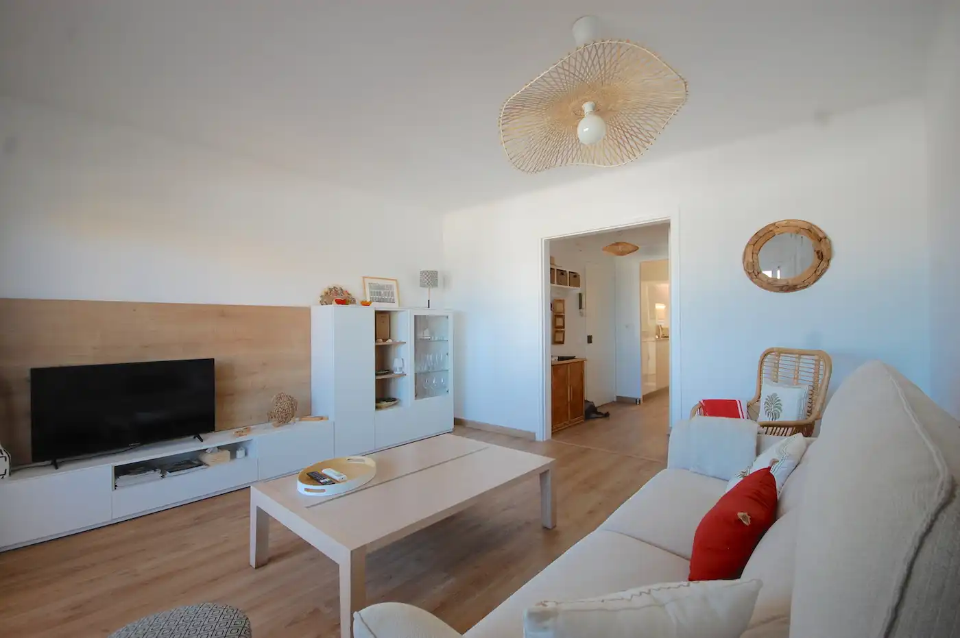 Sala de estar de Apartamento en venta en L'Escala con Aire acondicionado, Calefacción y Terraza