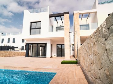 Bungalow amb piscina en venda a Orihuela Costa