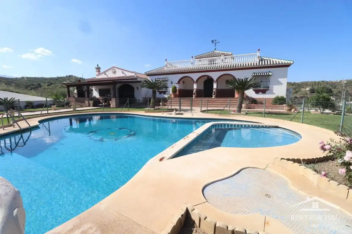 Piscina de Casa o chalet de alquiler en Guaro con Jardín privado, Terraza y Trastero