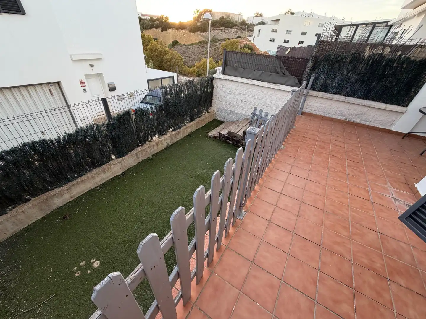 Terrassa de Casa adosada en venda en Conil de la Frontera amb Terrassa, Traster i Piscina comunitària