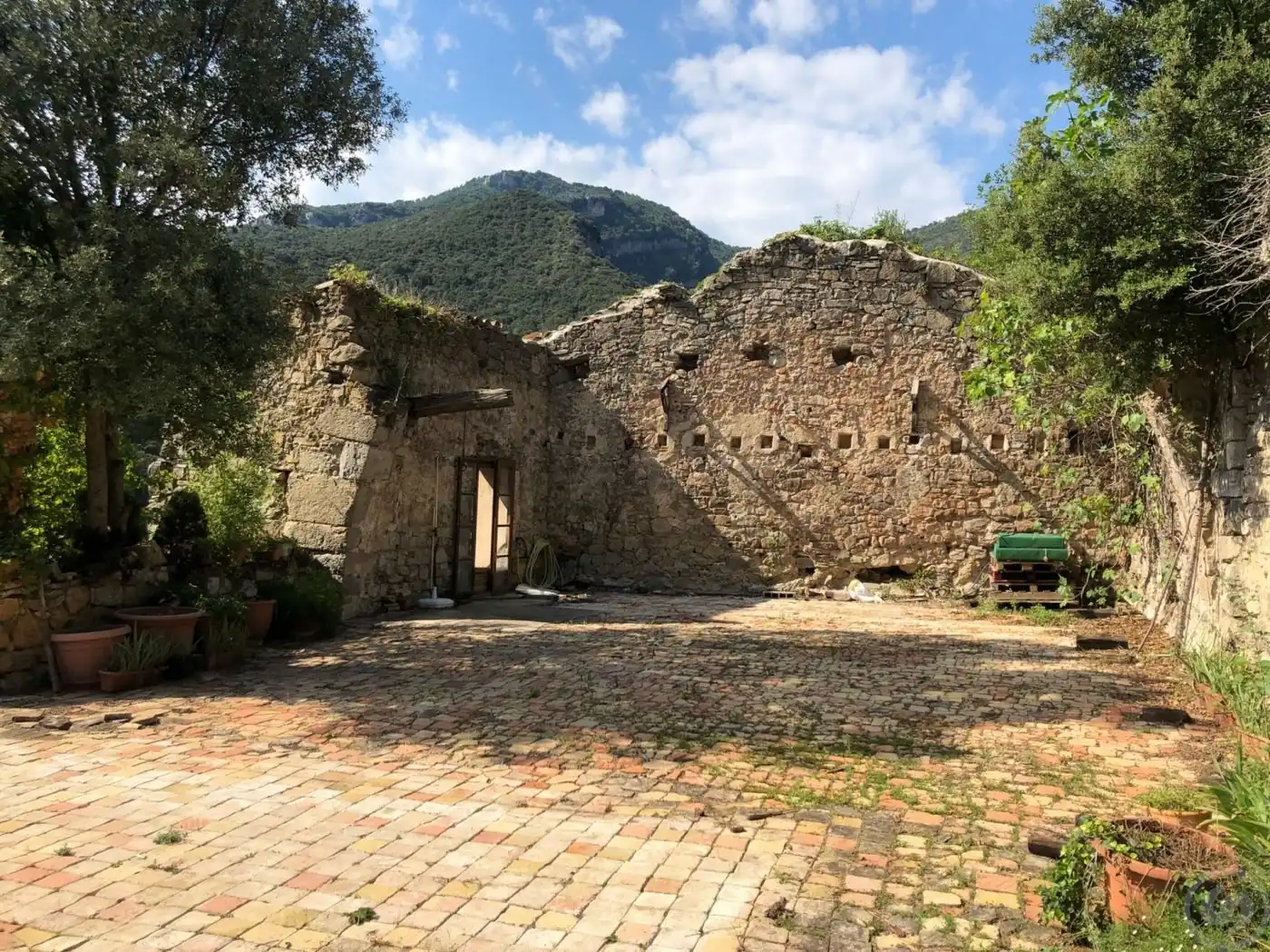 Exterior view of Houses for sale in La Vall de Bianya  with Heating, Terrace and Storage room