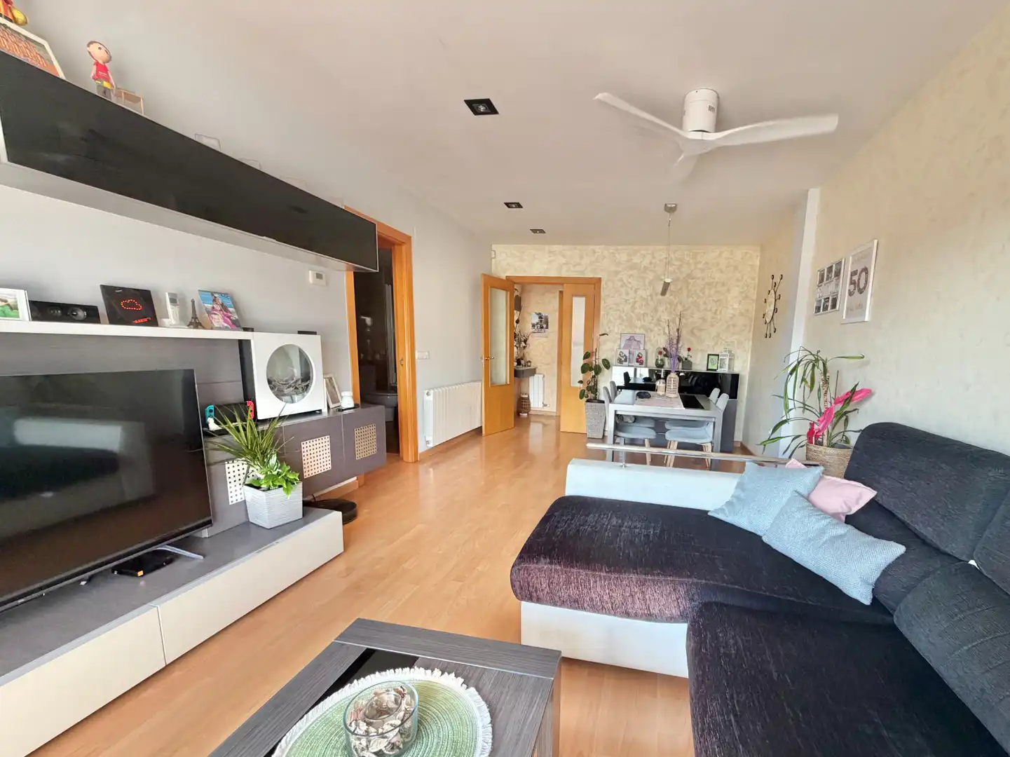 Sala d'estar de Pis en venda en Sant Martí Sarroca amb Calefacció, Parquet i Terrassa