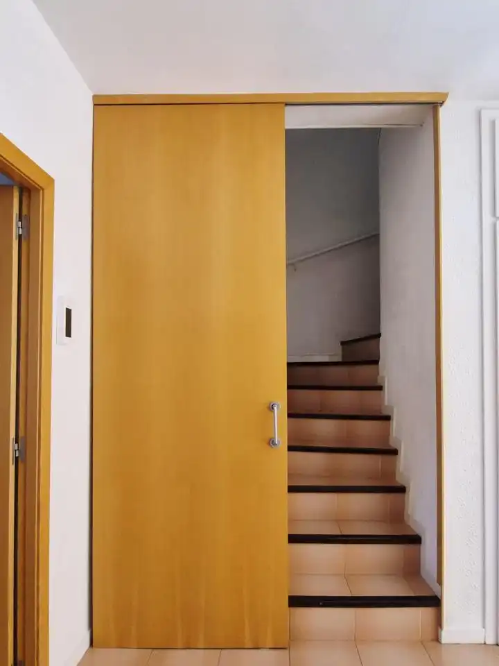 Maisonette zum Verkauf in Matadepera mit Klimaanlage, Heizung und Terrasse