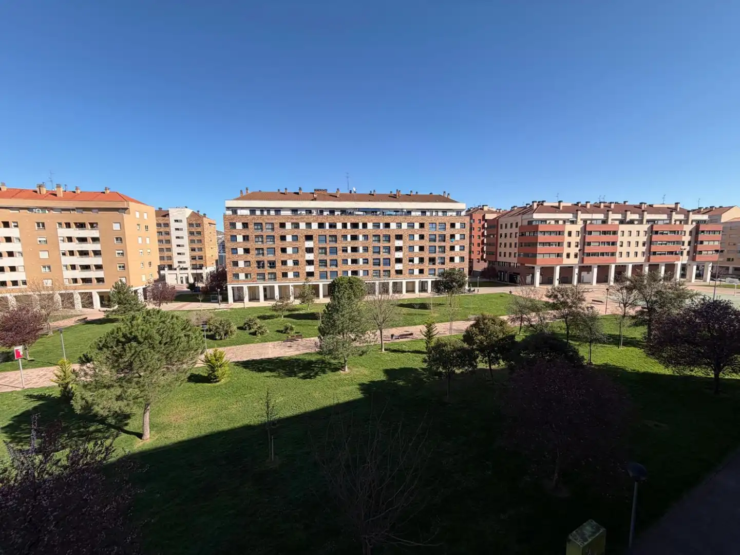Piso de alquiler en Logroño - PQ LIRIOS LOS, La Portalada - Varea