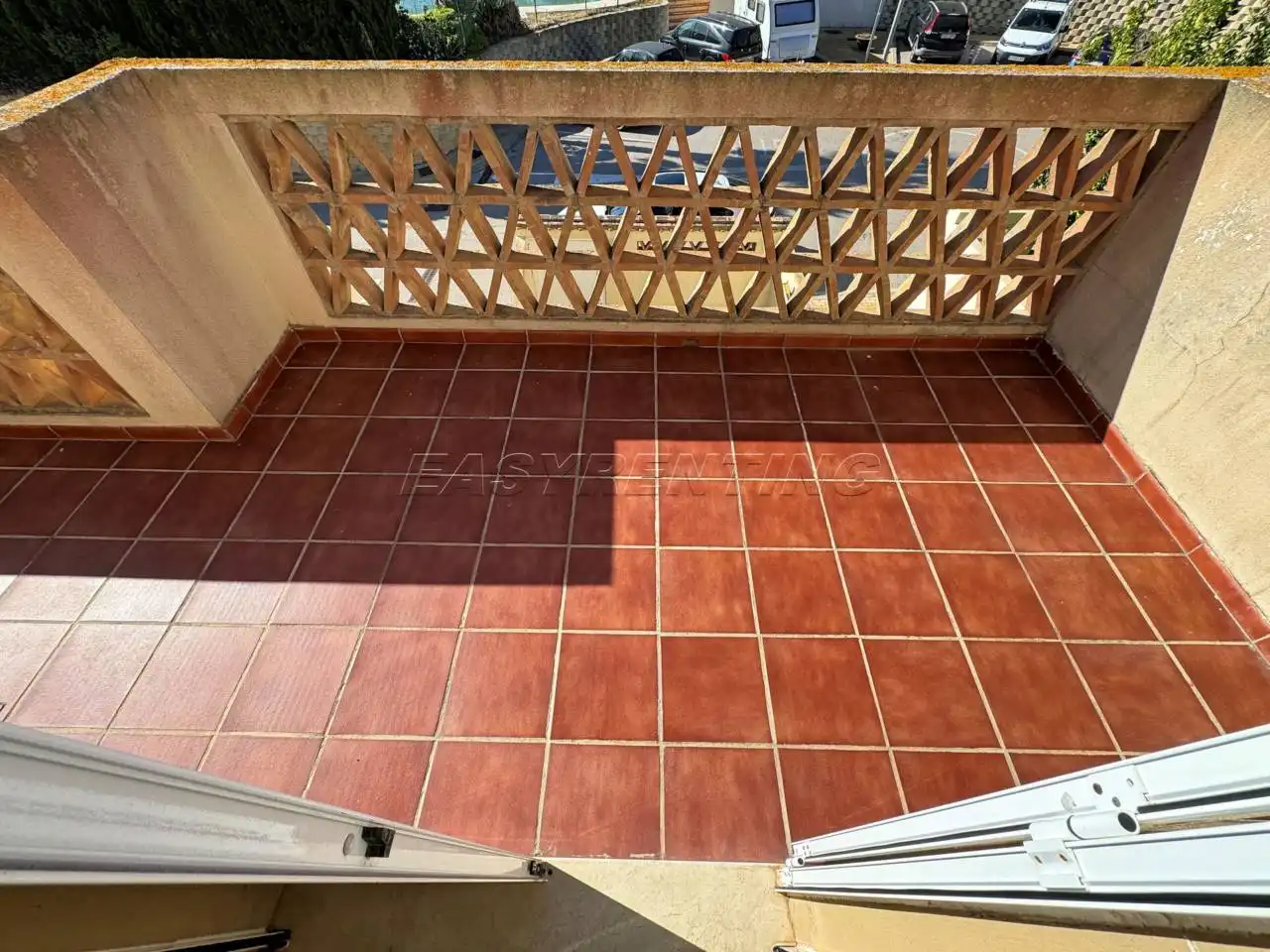 Terrassa de Casa adosada de lloguer en La Línea de la Concepción amb Terrassa, Moblat i Piscina comunitària
