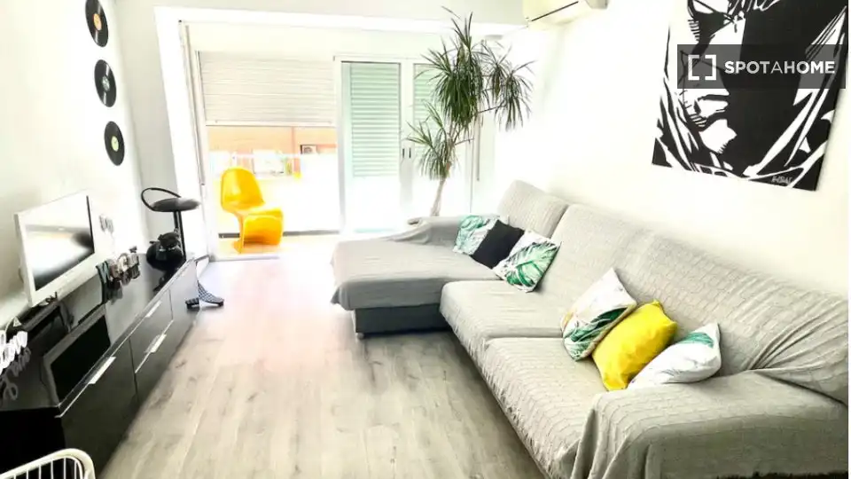 Room in Malilla