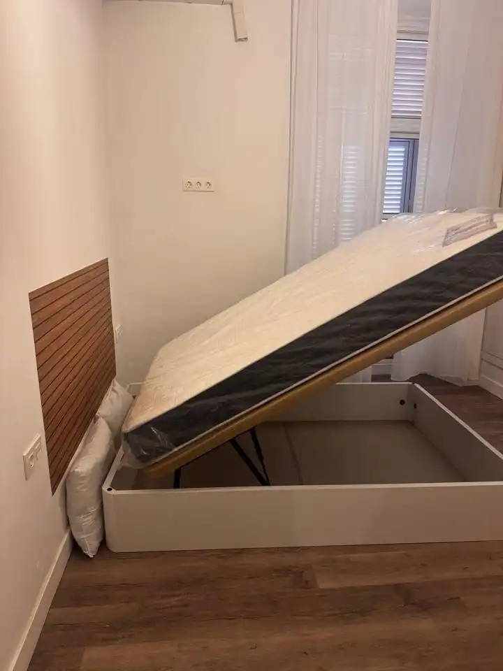 Habitación de Piso en venta en Melilla
