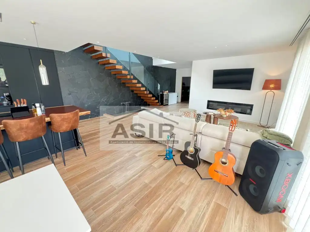 Sala de estar de Casa o chalet en venta en Alzira con Aire acondicionado, Terraza y Piscina