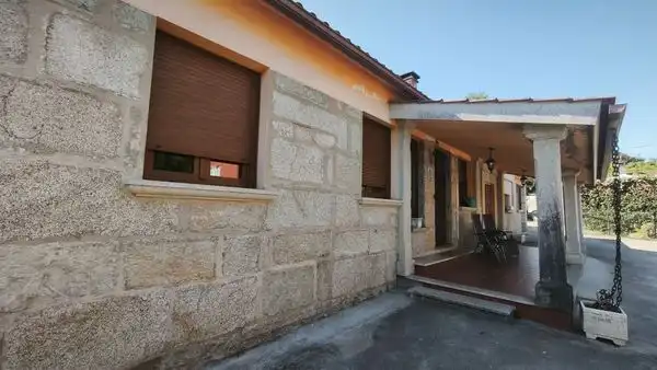 Chalet con jardín en venta en Randufe, imagen 4