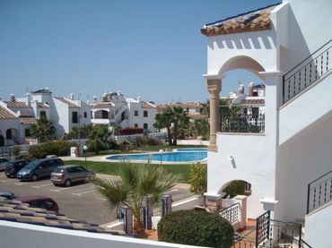 Penthouse mit Pool zum Verkauf in Orihuela Costa