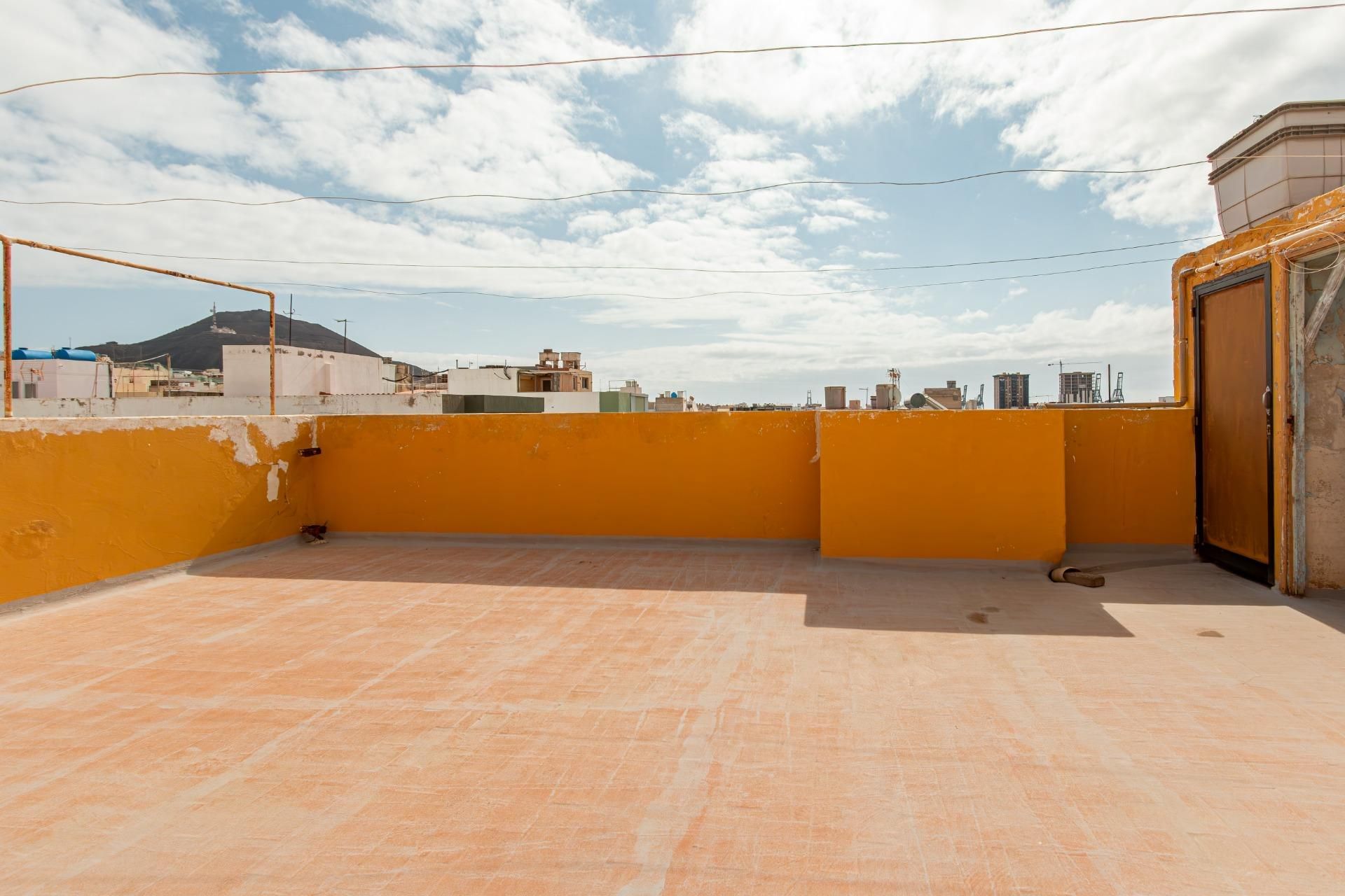 Vista exterior de Pis en venda en Las Palmas de Gran Canaria amb Traster