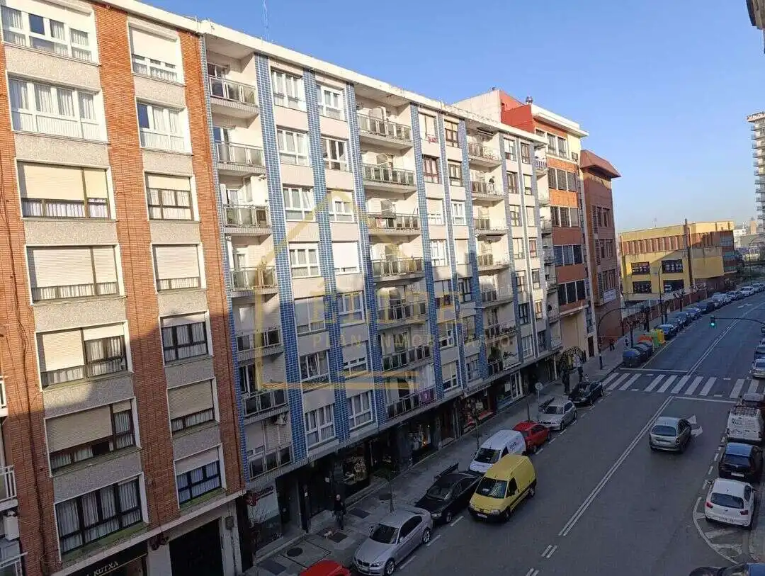Vista exterior de Pis de lloguer en Santurtzi 
