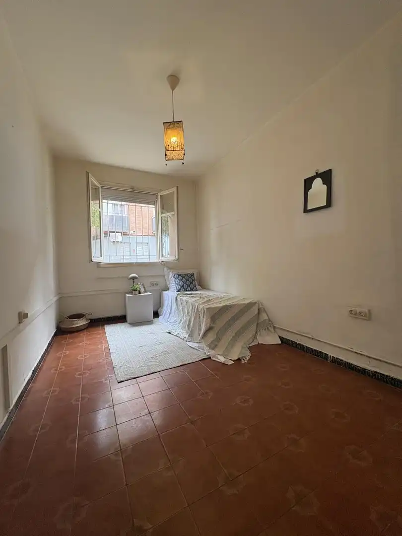 Habitación de Planta baja en venta en Terrassa
