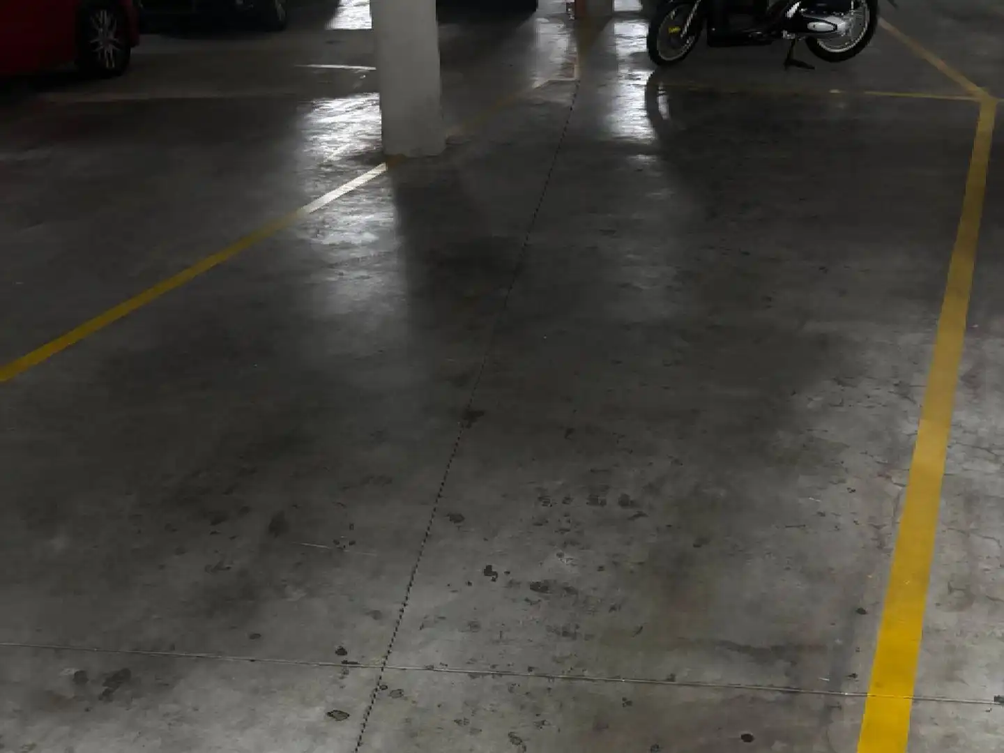 Parkplatz von Garage zur Miete in Granada