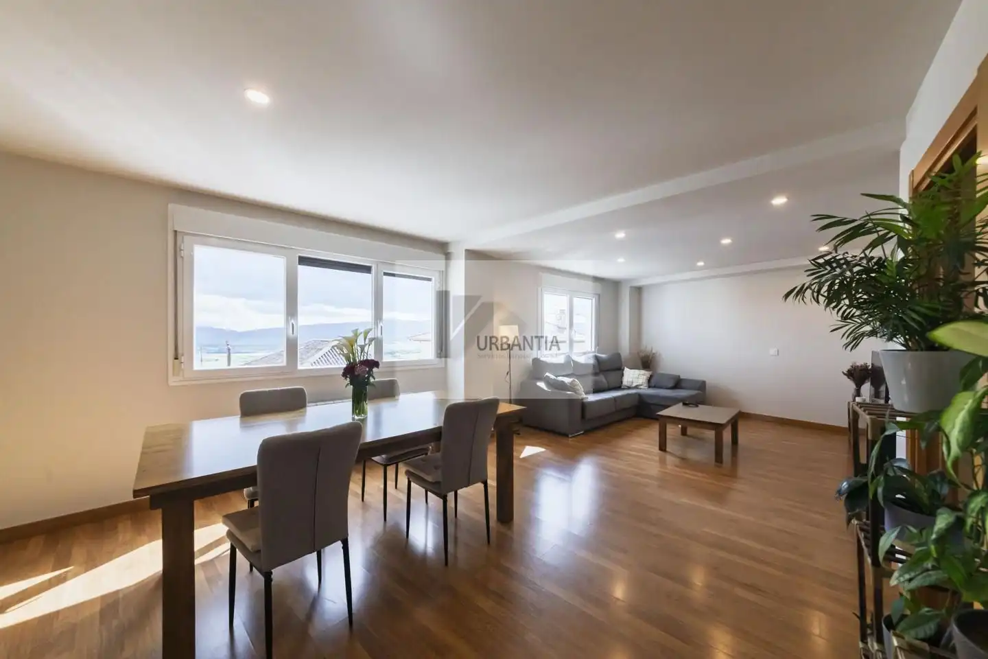 Living room of Flat for sale in Iza / Itza  with Heating, Parquet flooring and Storage room