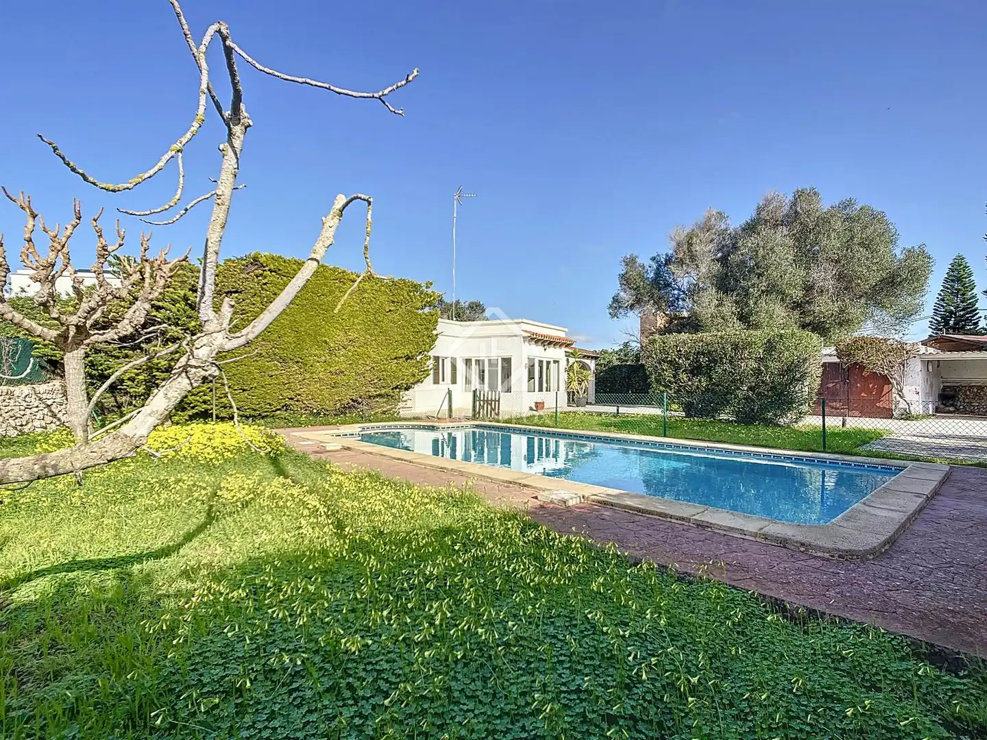 Swimming pool of Houses for sale in Ciutadella de Menorca  with Air Conditioner, Heating and Private garden
