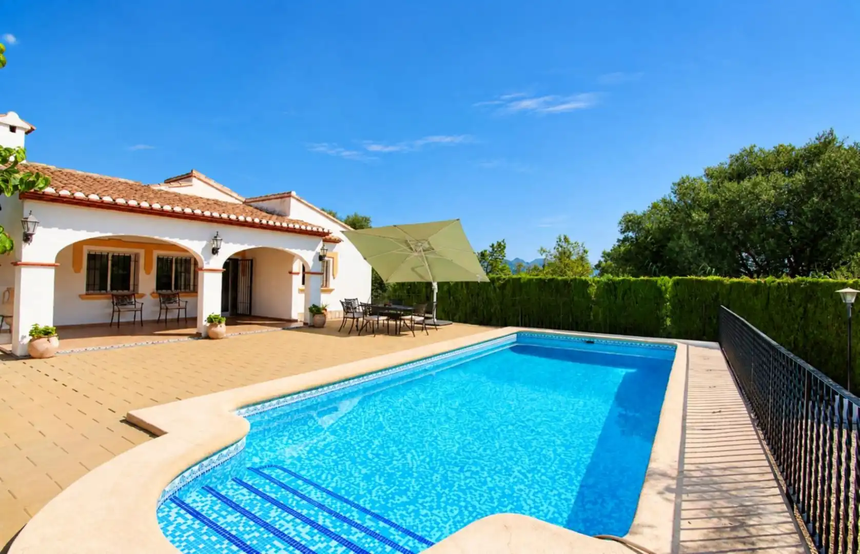 House with garden for sale in Orba