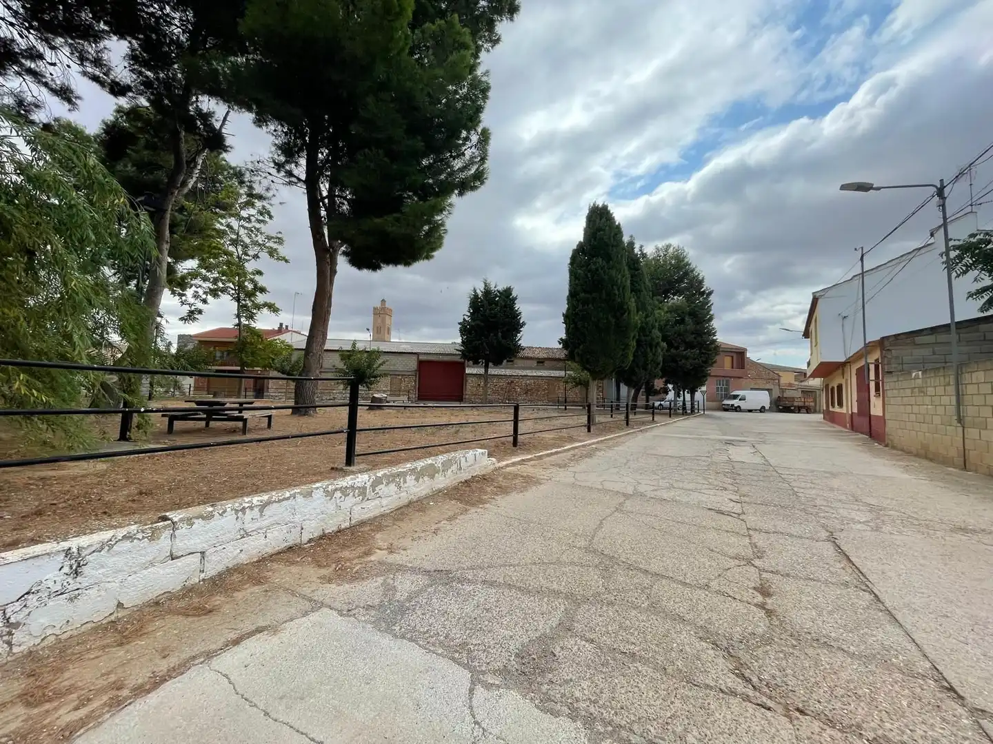Vista exterior de Pis en venda en Longares amb Calefacció i Traster