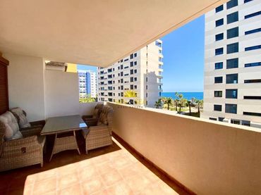 Apartament amb piscina de lloguer a Playa del Acequión, Náufragos y Rocío del Mar