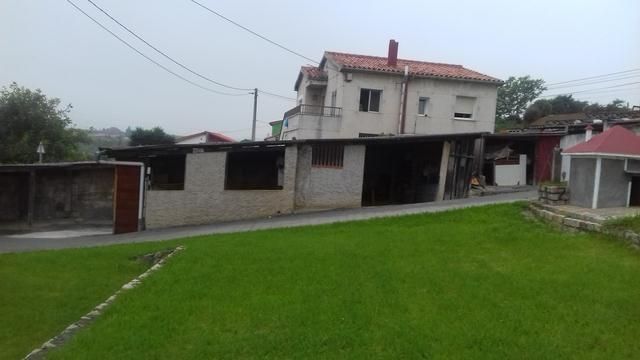 Exterior view of Country house for sale in Santander  with Heating, Private garden and Parquet flooring