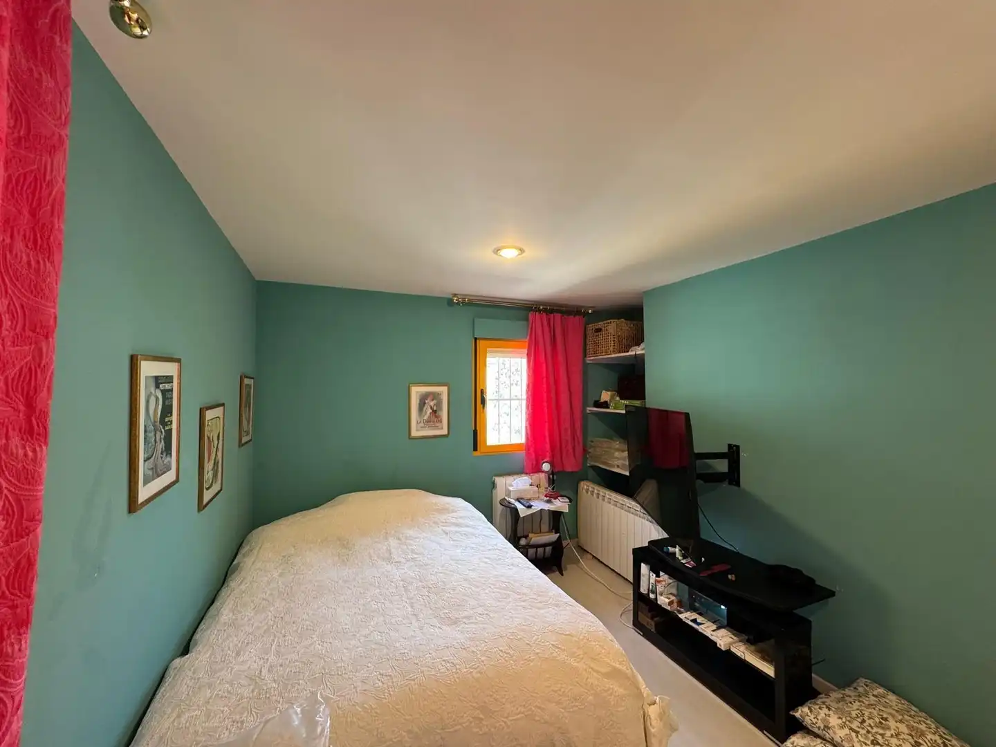 Habitación de Casa o chalet en venta en Benidorm con Aire acondicionado, Calefacción y Jardín privado