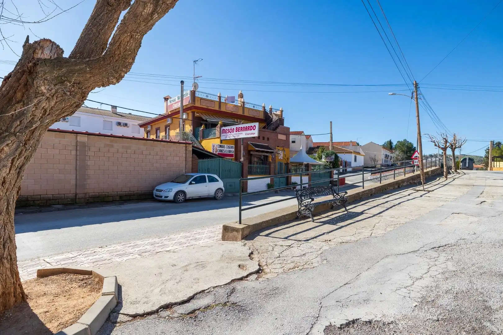 Vista exterior de Edifici en venda en Ventas de Huelma