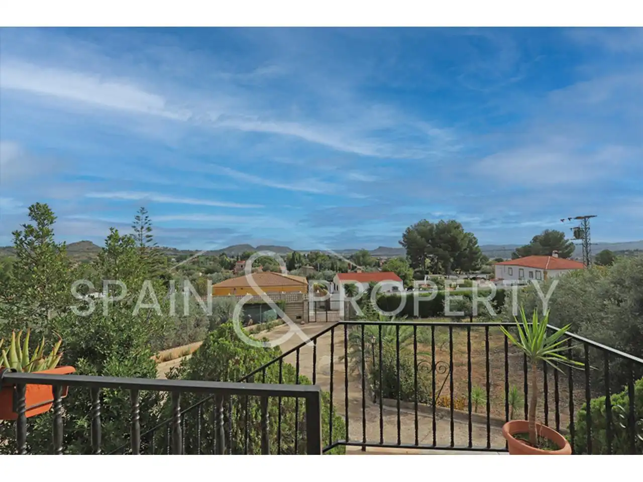 Detached house with pool for sale in Montroi / Montroy, imagen 19