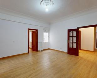 Flat to rent in Calle IBIZA, Ibiza de Madrid