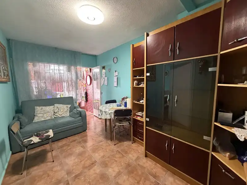 Sala de estar de Piso en venta en  Madrid Capital con Calefacción y Terraza