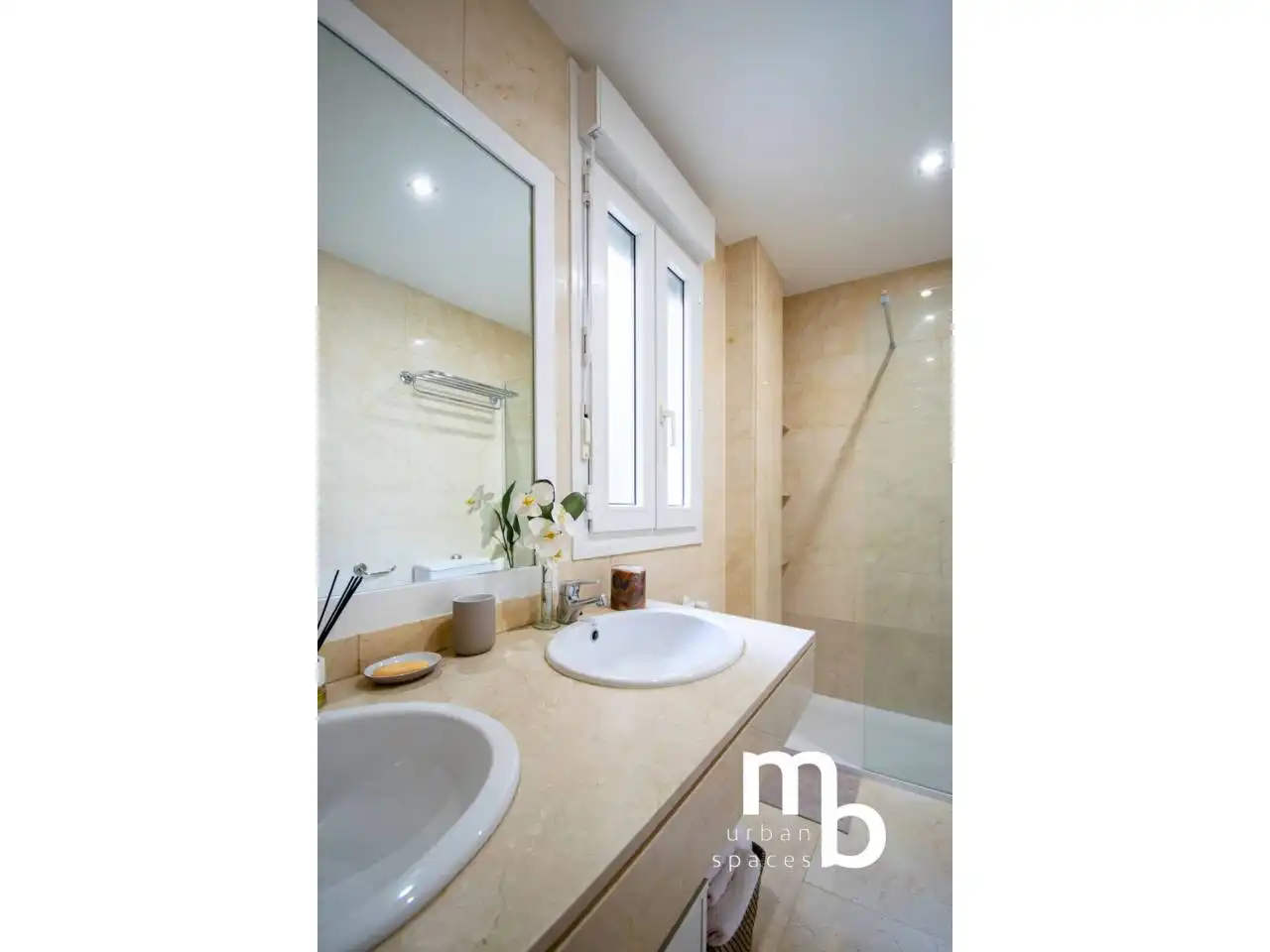 Baño de Piso en venta en Madrid con Aire acondicionado, Calefacción y Trastero