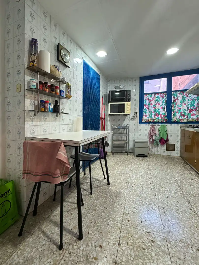 Cuina de Casa o xalet en venda en Maella amb Moblat, Forn i Rentadora
