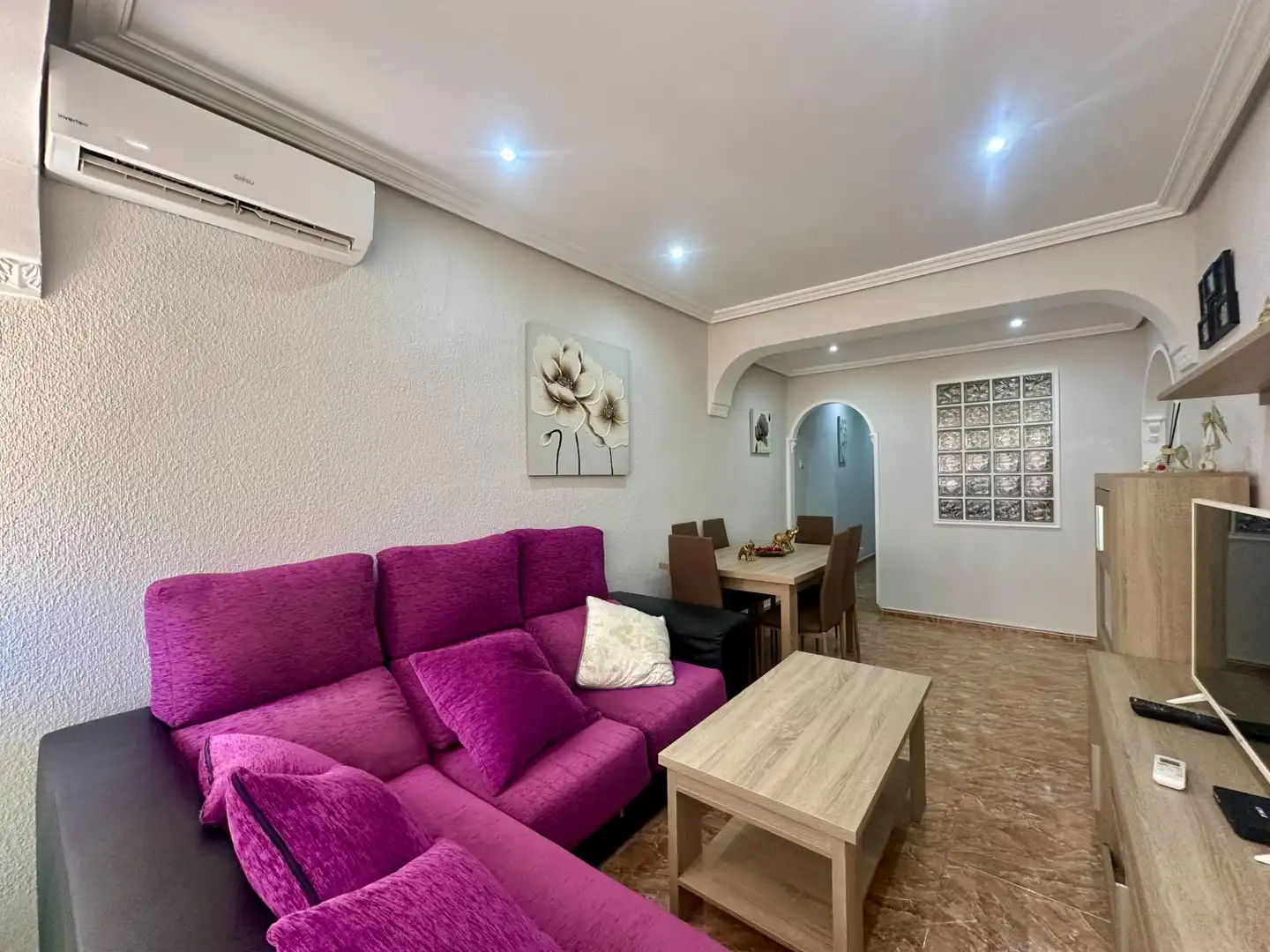 Sala d'estar de Pis en venda en Cartagena amb Aire condicionat i Moblat