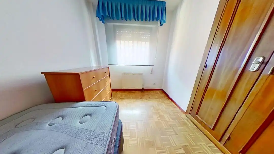 Habitación de Piso de alquiler en Madrid con Calefacción y Terraza
