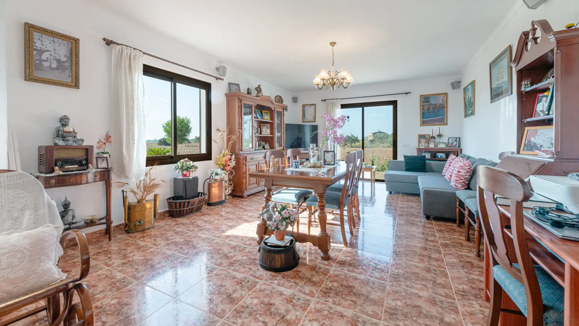 Sala d'estar de Finca rústica en venda en Campos amb Calefacció, Terrassa i Traster