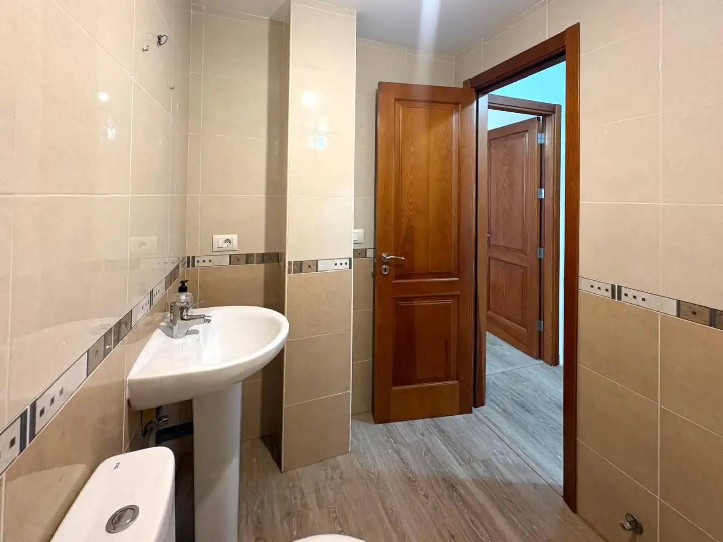 Bathroom of Flat for sale in Telde