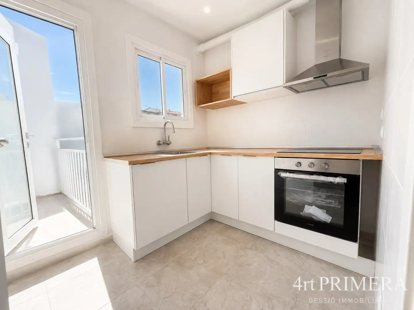 Cocina de Piso en venta en Granollers con Parquet y Balcón