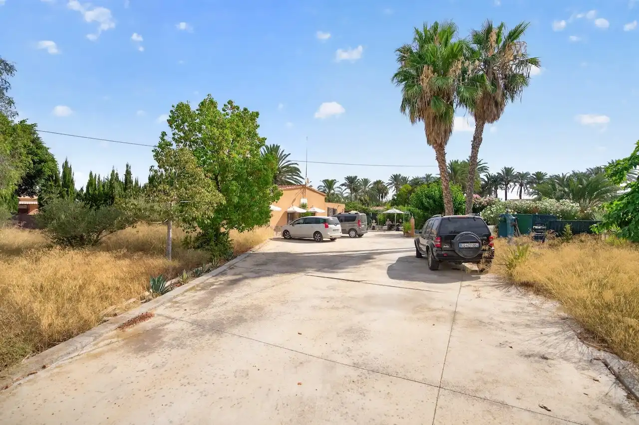 Außenansicht von Haus oder Chalet zum Verkauf in Elche / Elx mit Heizung, Privatgarten und Terrasse