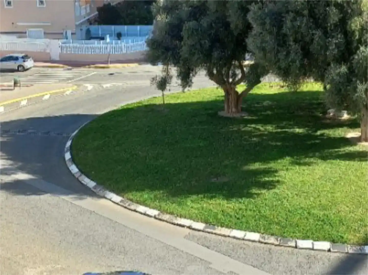 Aparcament de Casa o xalet en venda en Guardamar del Segura amb Aire condicionat, Piscina i Balcó