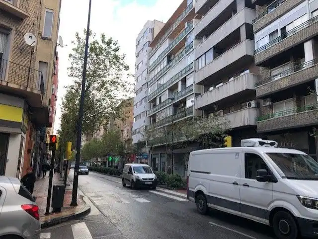 Local comercial en venda a Calle de Arias, imagen 18