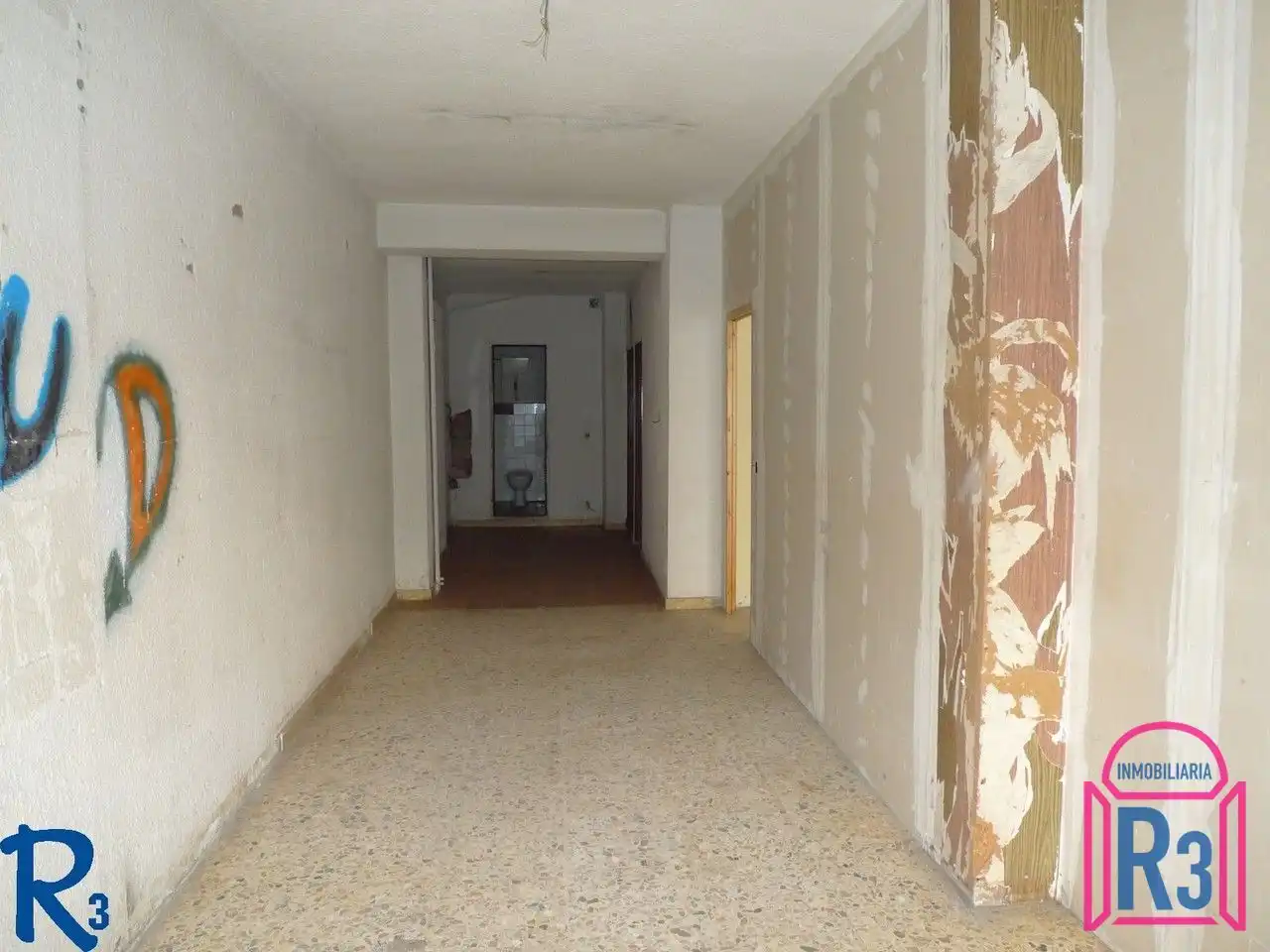 Local comercial en venda a Fernández Ladreda, imagen 2