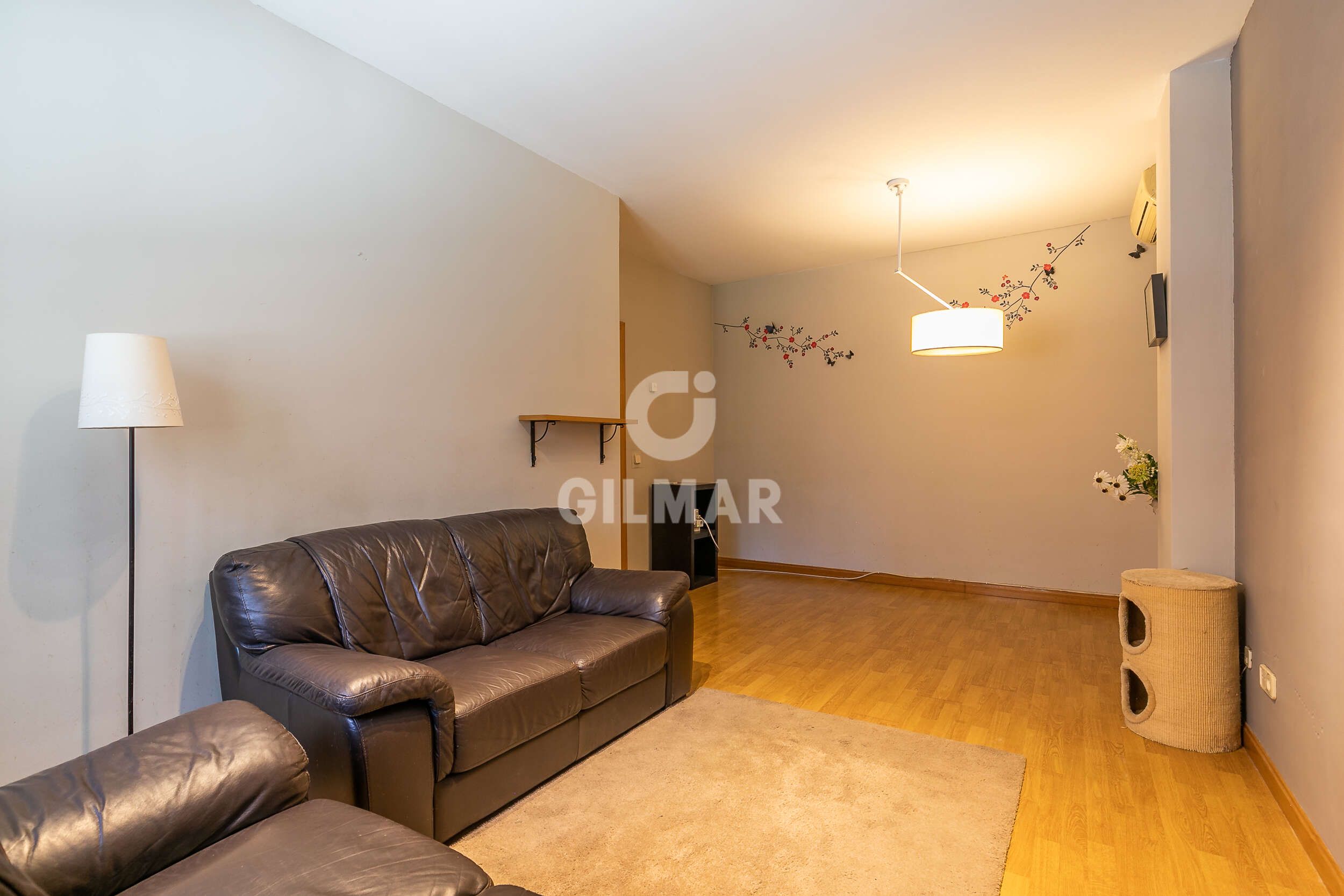 Flat for sale in Valdeacederas, Tetuán