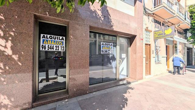Local comercial en Alquiler en Centro