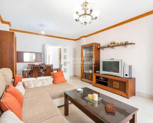 Living room of Single-family semi-detached for sale in  Almería Capital  with Air Conditioner and Community pool