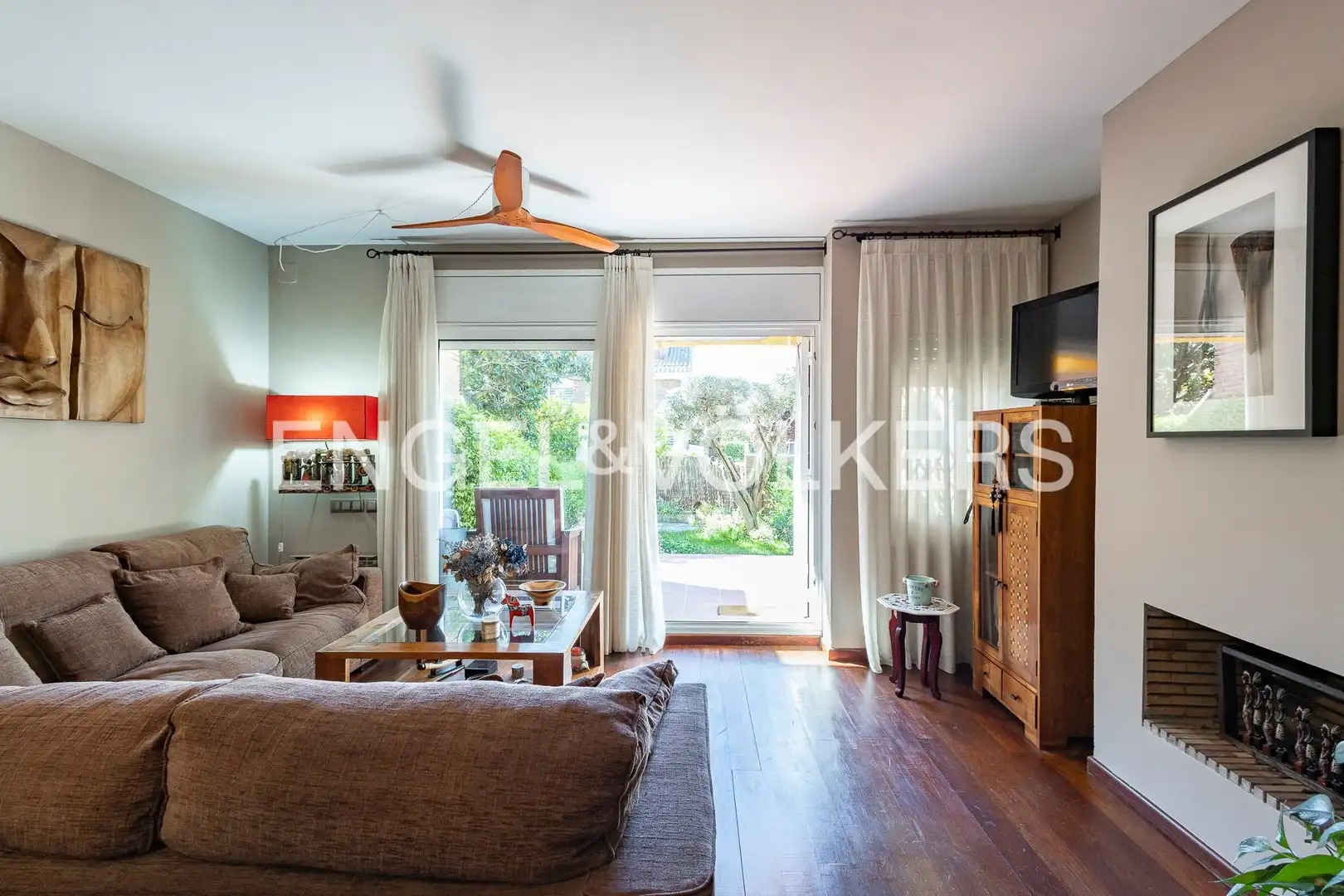 Vista exterior de Casa o chalet en venta en Sant Feliu de Llobregat con Calefacción, Jardín privado y Terraza